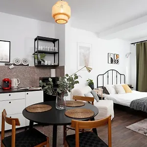 Modern Near Morii Bucureşti